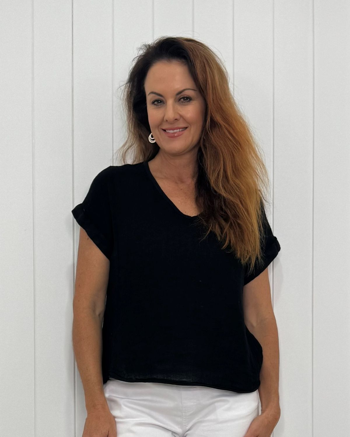 Verona V-Neck Linen Tee