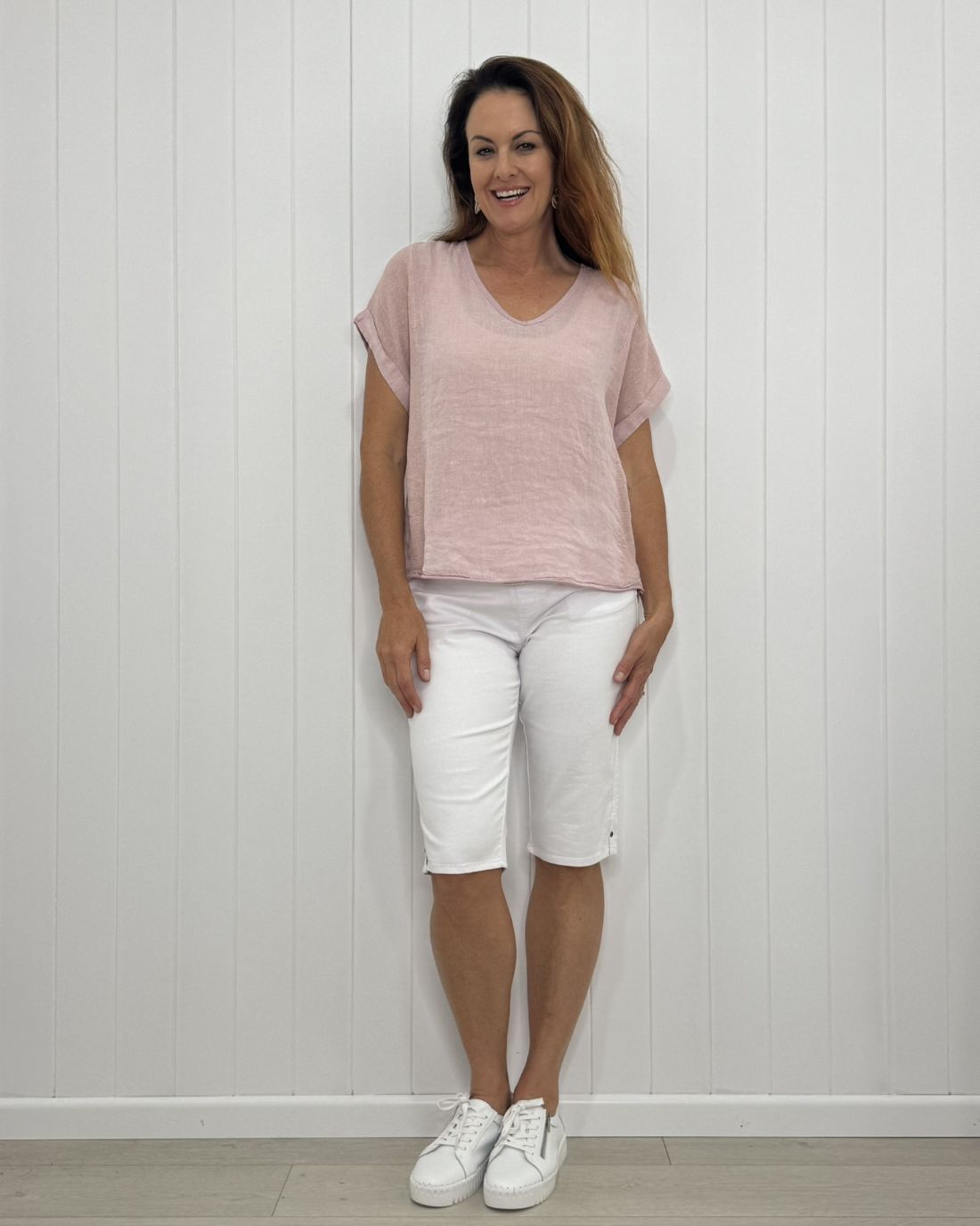 Verona V-Neck Linen Tee
