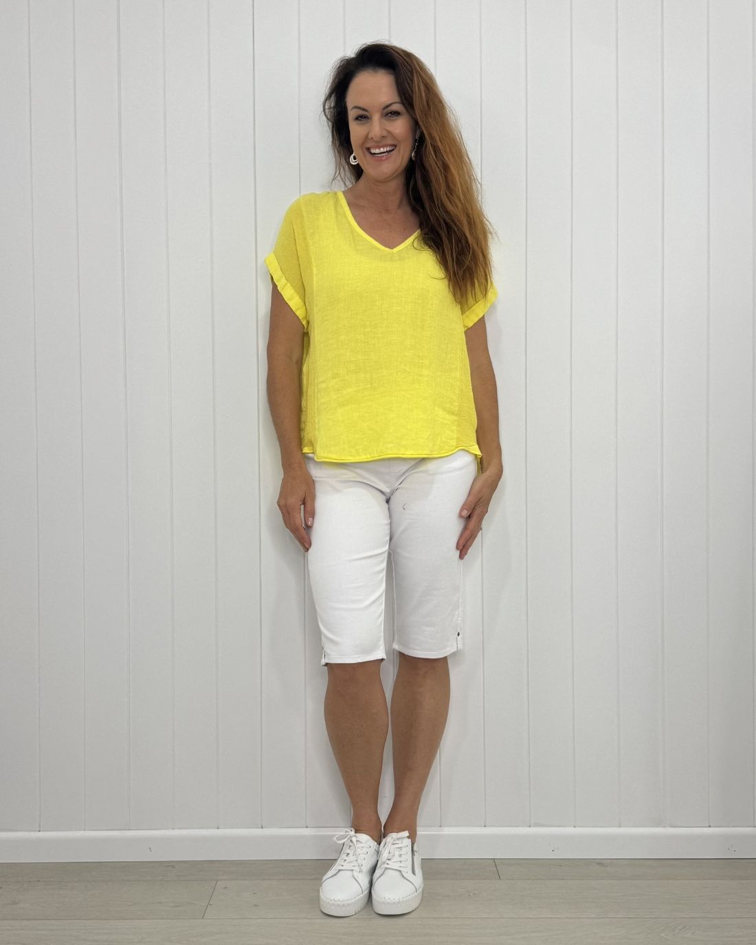 Verona V-Neck Linen Tee