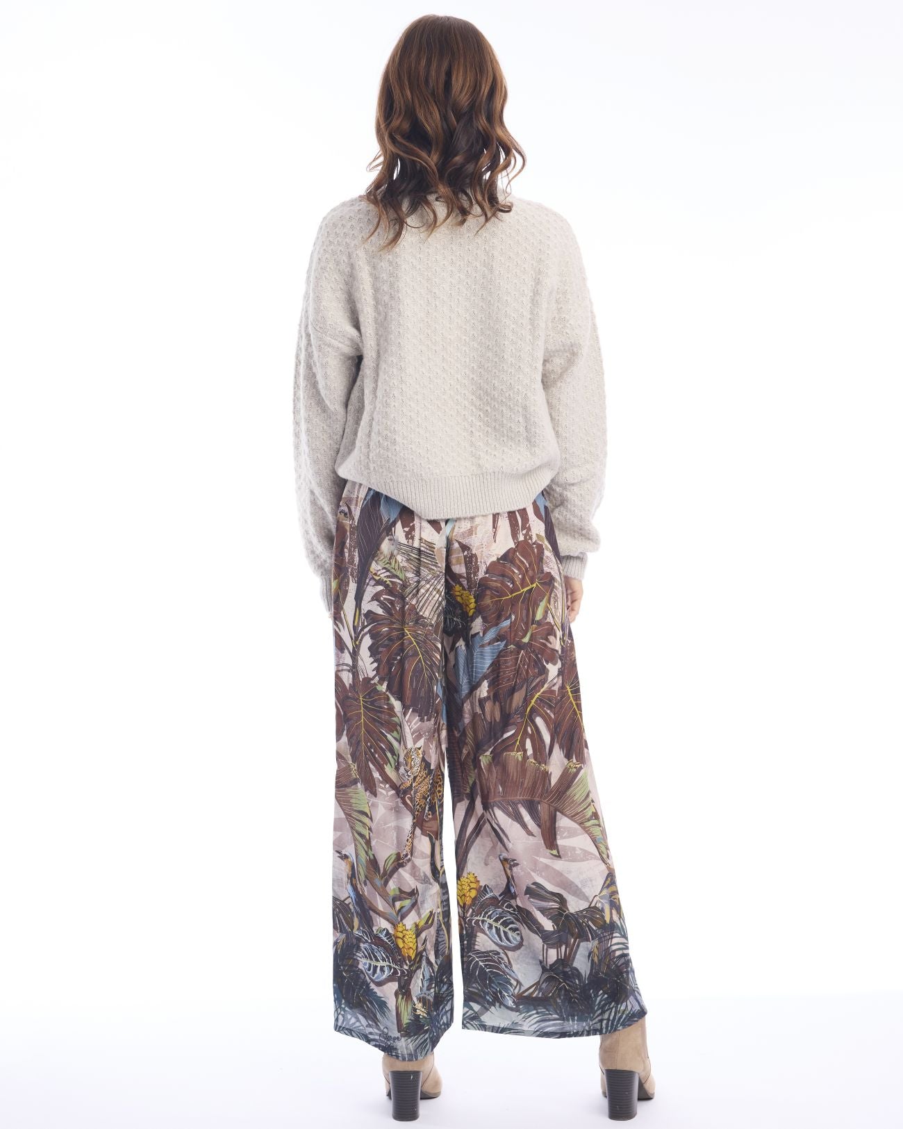 Almasa Pant
