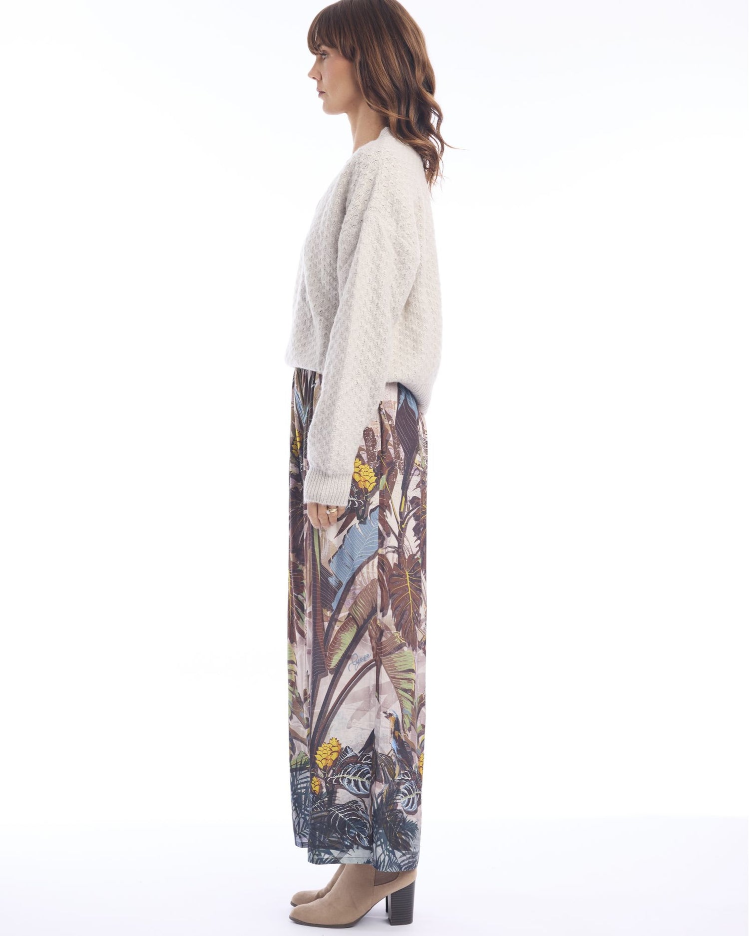 Almasa Pant