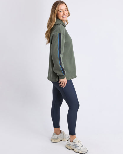 KNIT COLLAR CREW