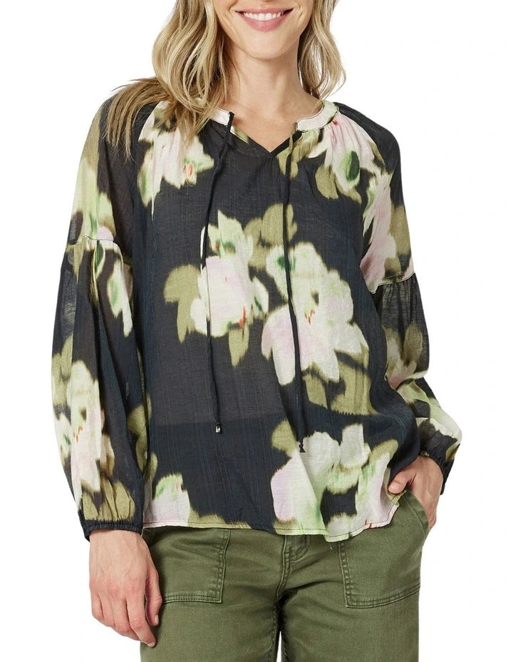 Maggie Top